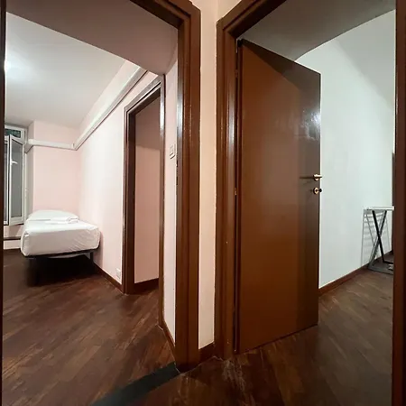 Apartamento Intero In Via Caffaro Numero 34 *